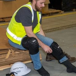 Klein Tools L/XL Lightweight Knee Pad Sleeves -Safety Equipment Sales klein tools flooring knee pads 60592 4f 1000