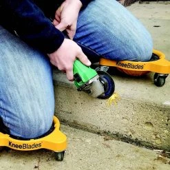 Milescraft KneeBlades Durable Rolling Knee Pads -Safety Equipment Sales milescraft flooring knee pads 1603 31 1000