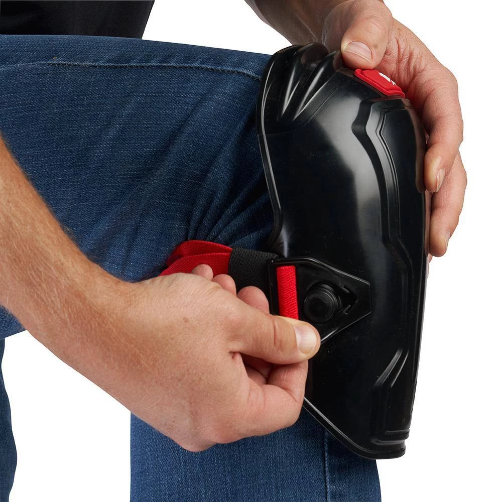 Milwaukee Flexible Knee Pads with PACKOUT Tool Bag 6 Milwaukee Flexible Knee Pads with PACKOUT Tool Bag - Image 6