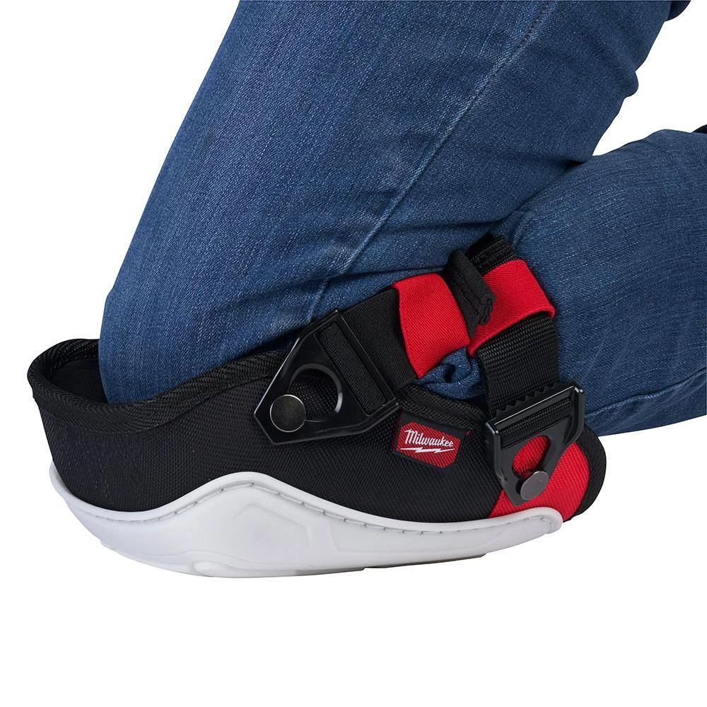 Milwaukee Non Marring Performance Knee Pad with PACKOUT Tool Bag 4 Milwaukee Non Marring Performance Knee Pad with PACKOUT Tool Bag - Image 4