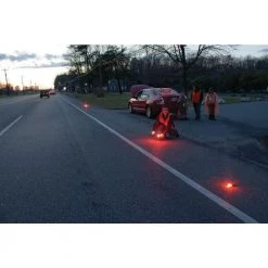 Orion Safety 20 Minute Road Flare Kit (6-Pack) -Safety Equipment Sales orion safety safety accessories 6020 1d 1000