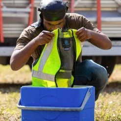 MOBILE COOLING Mens Small High Visibility Pro Hydrologic Evaporative Cooling Vest -Safety Equipment Sales safety vests mcuv02100221 44 1000