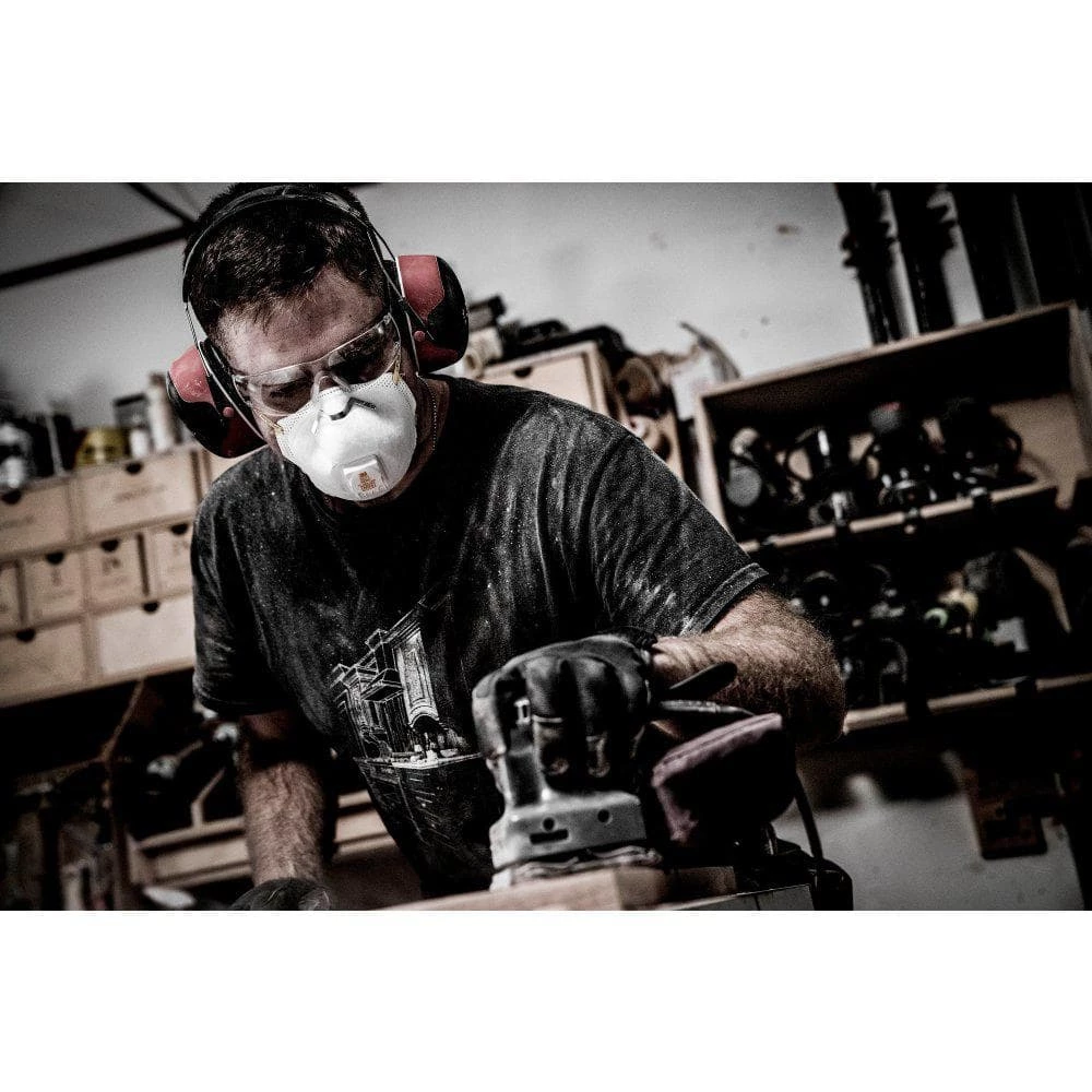 3M Paint Sanding Valved Respirator (20-Pack) 6 3M Paint Sanding Valved Respirator (20-Pack) - Image 6